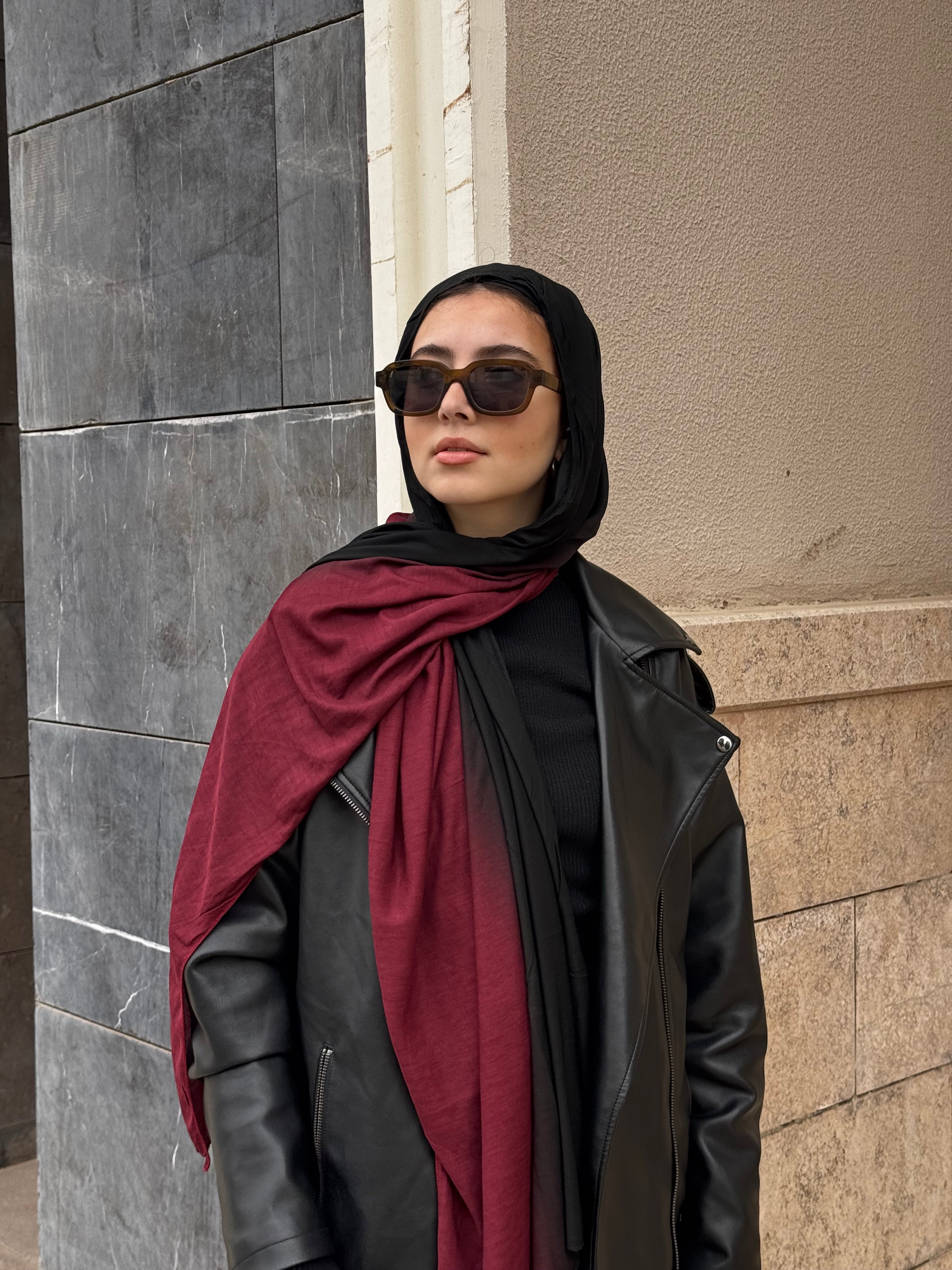 Gradient Kuwaiti In Black x Maroon "GK-27"