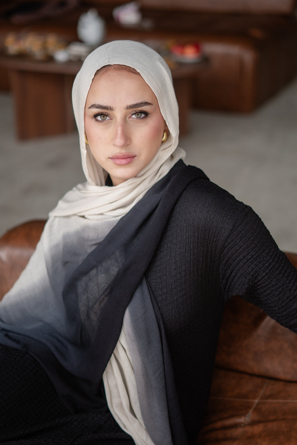 Black x Beige Linen Double Tone