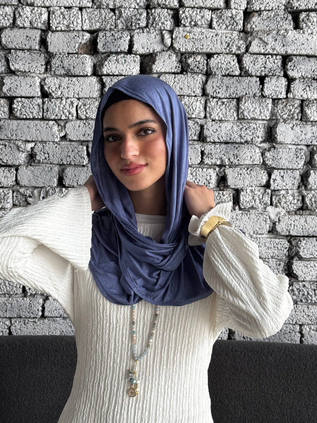 Mini Twisted Scarf in Dark Blue