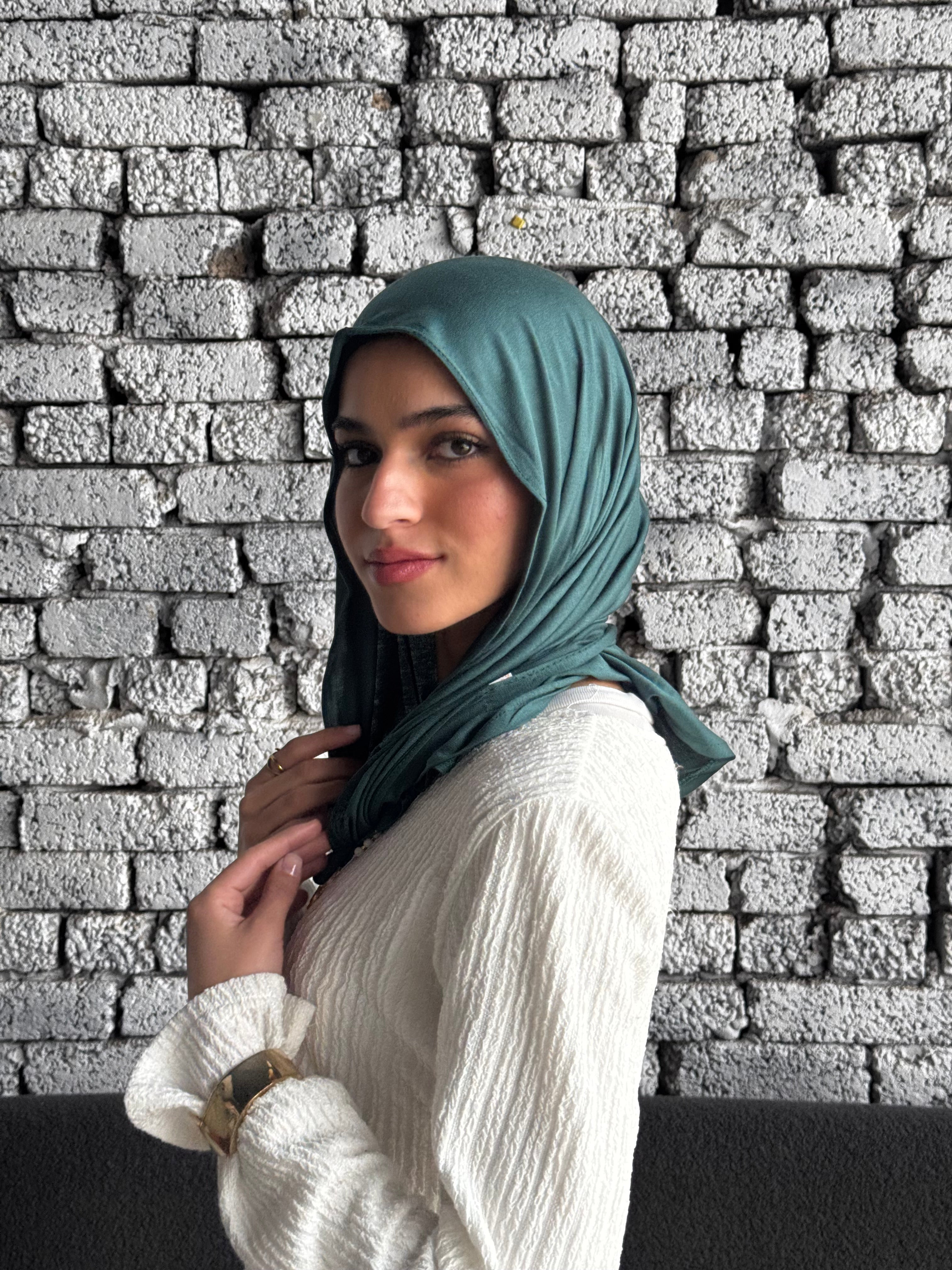 Mini Twisted Scarf in Teal Blue