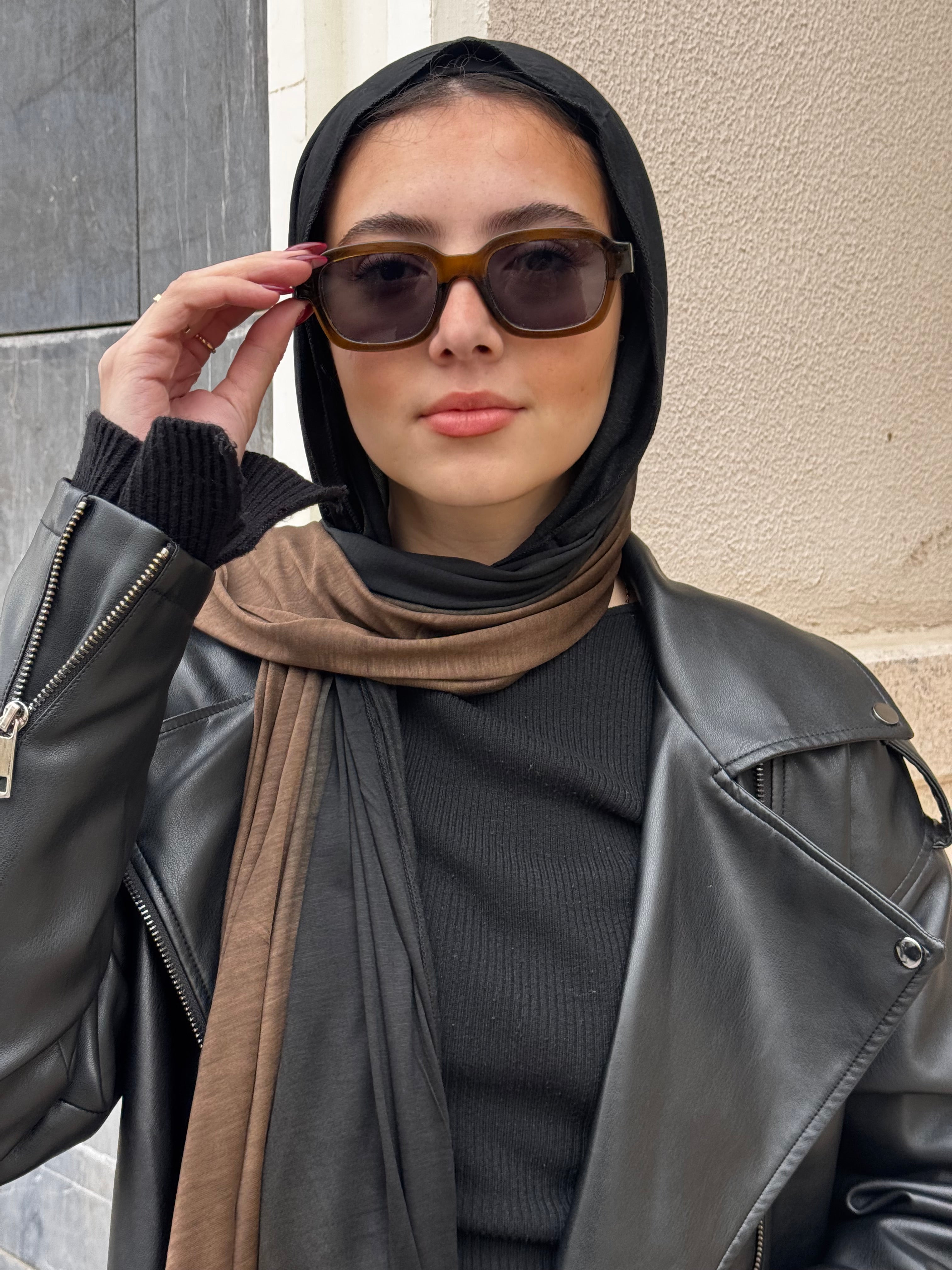 Gradiant Kuwaiti in Black x Brown "GK-5"