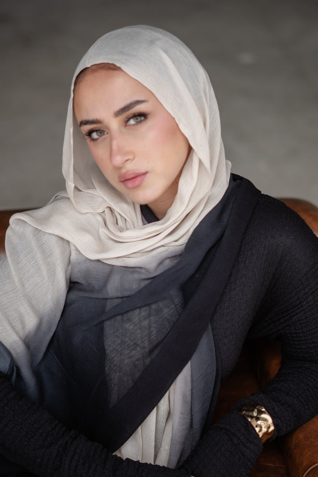 Black x Beige Linen Double Tone