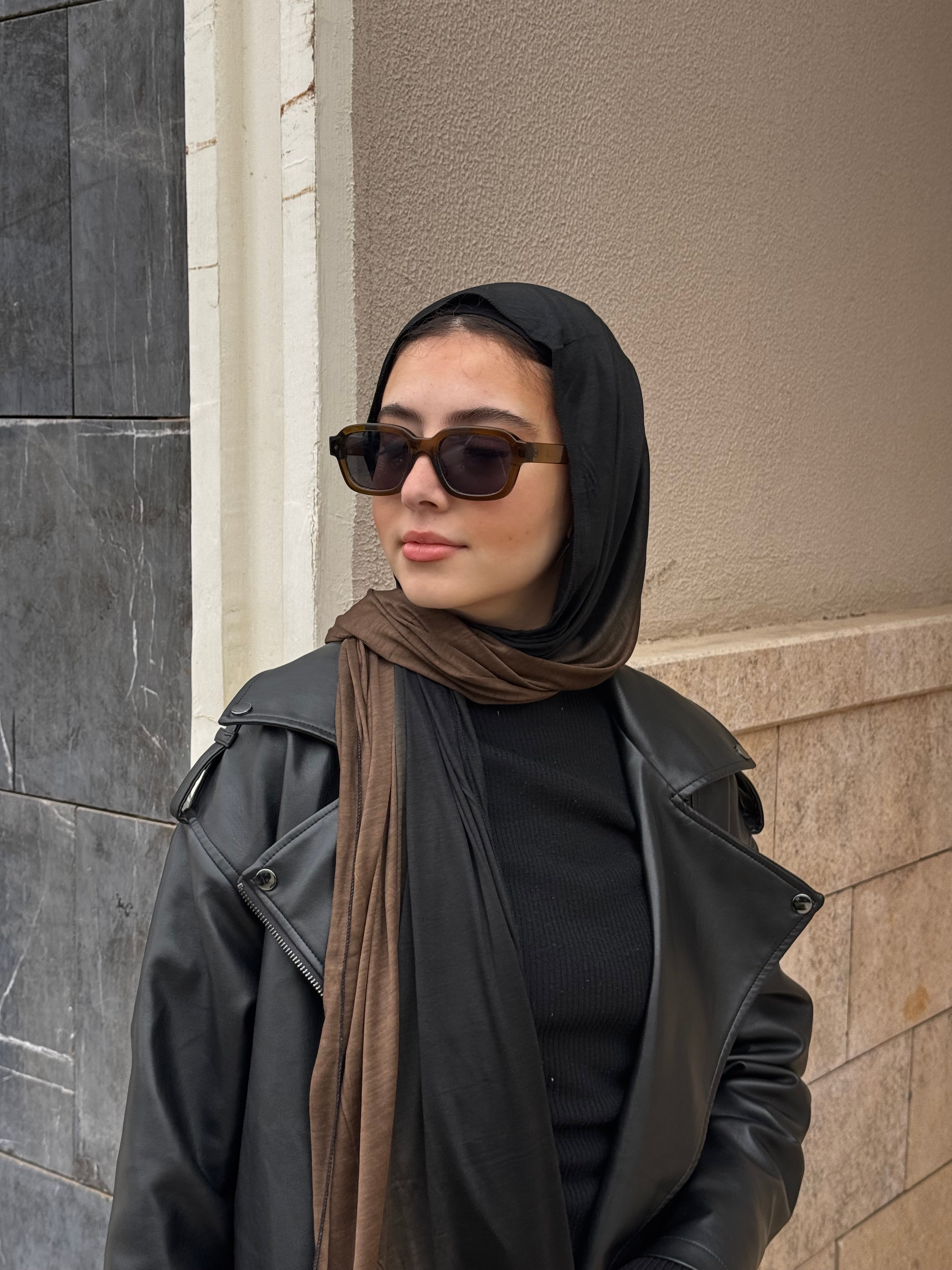 Gradiant Kuwaiti in Black x Brown "GK-5"