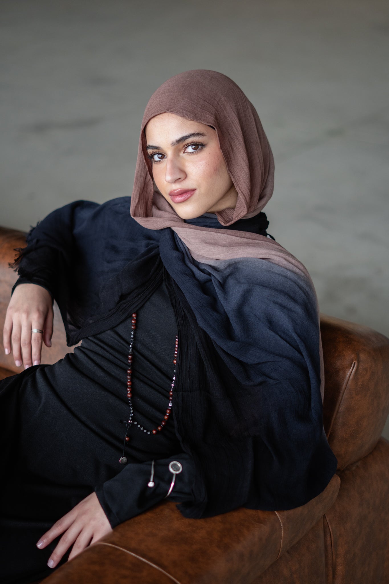 Linen Double Tone In Black X Navy X Caffe