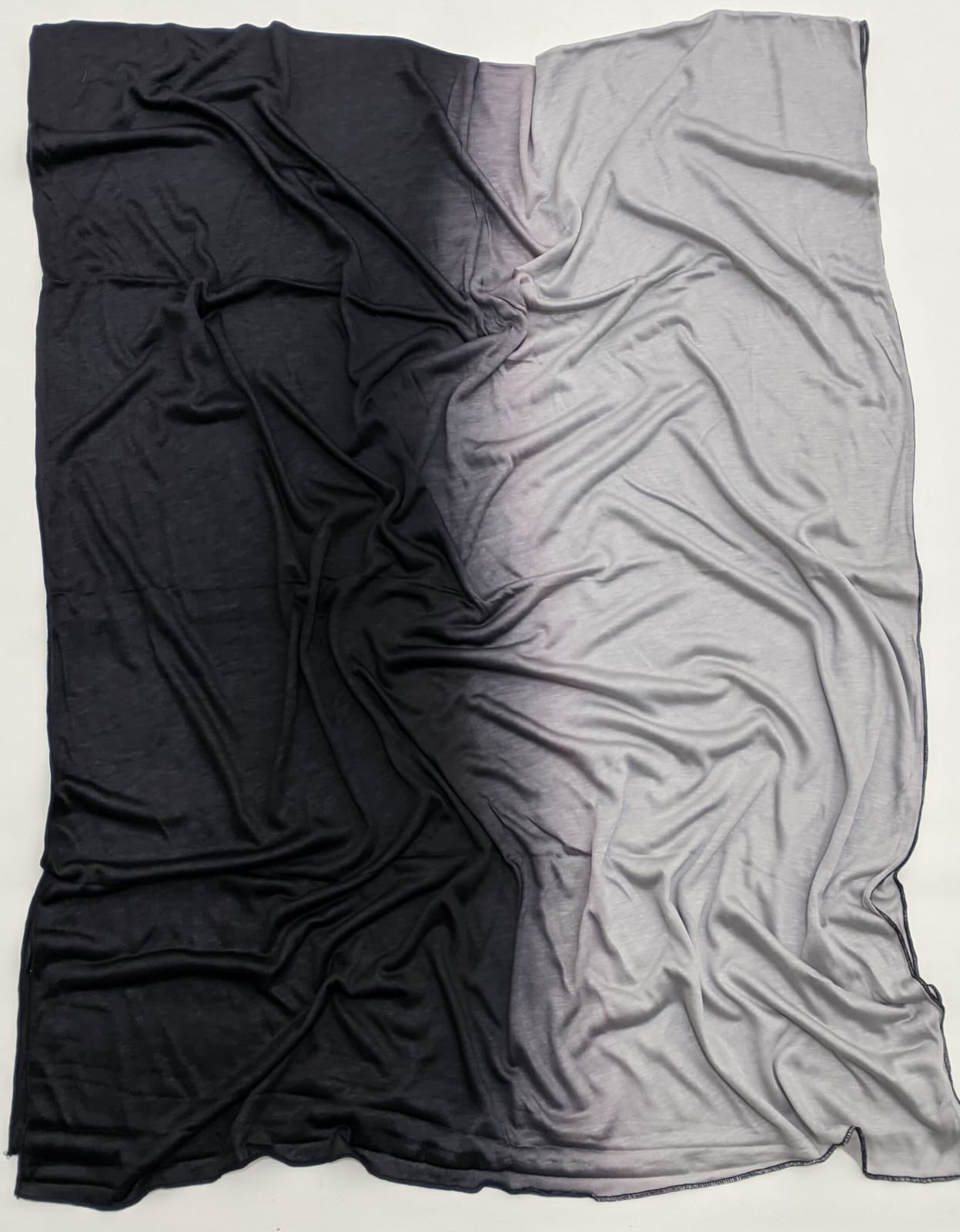 Gradient Kuwaiti In Black xGray