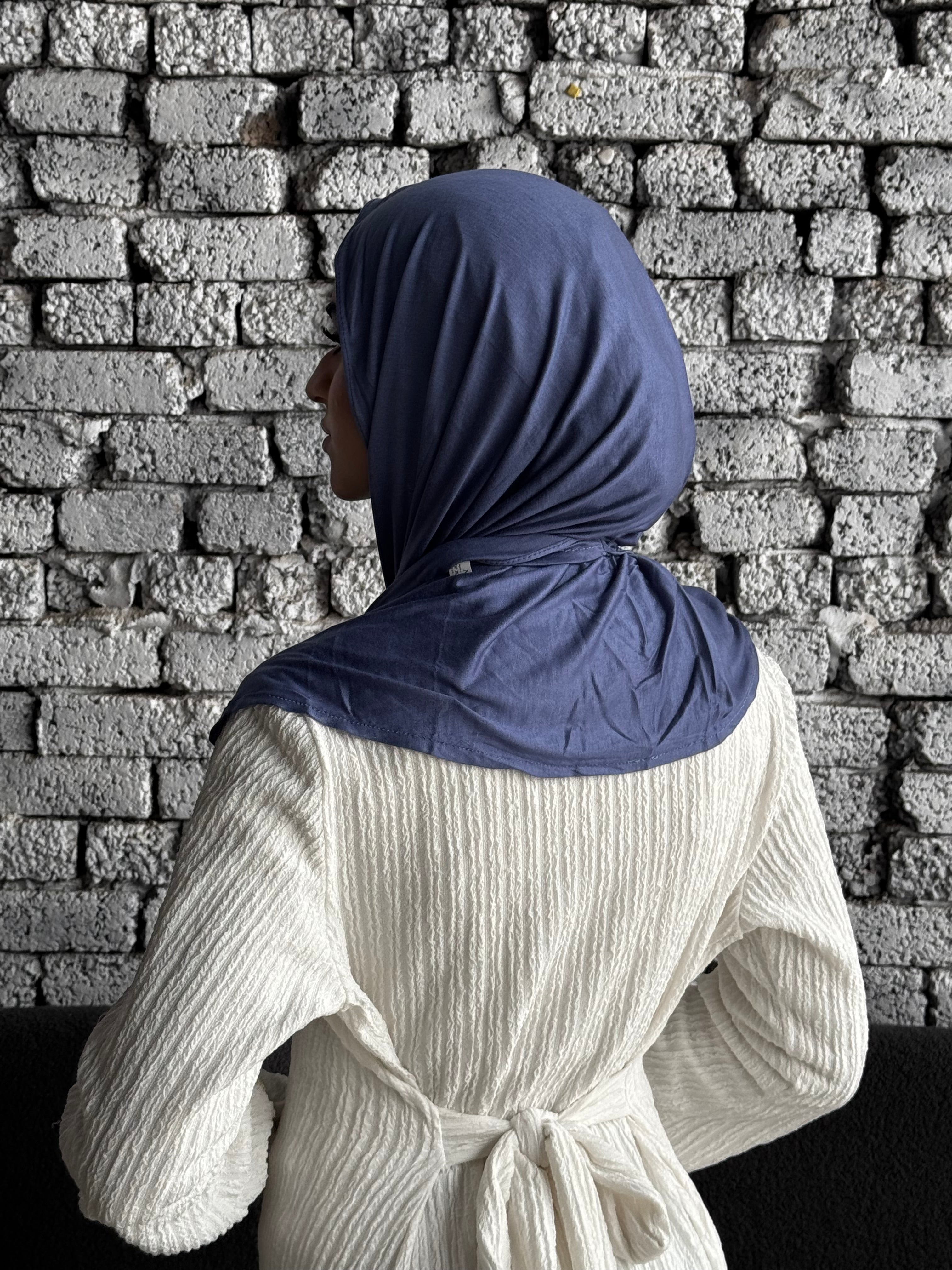 Mini Twisted Scarf in Dark Blue