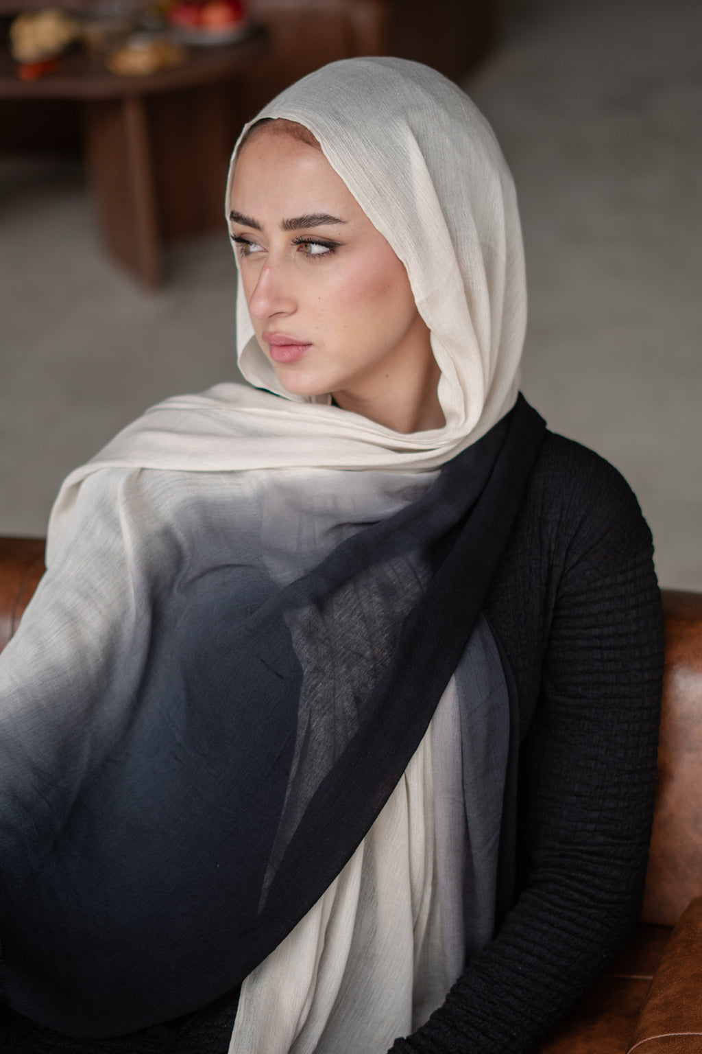 Black x Beige Linen Double Tone