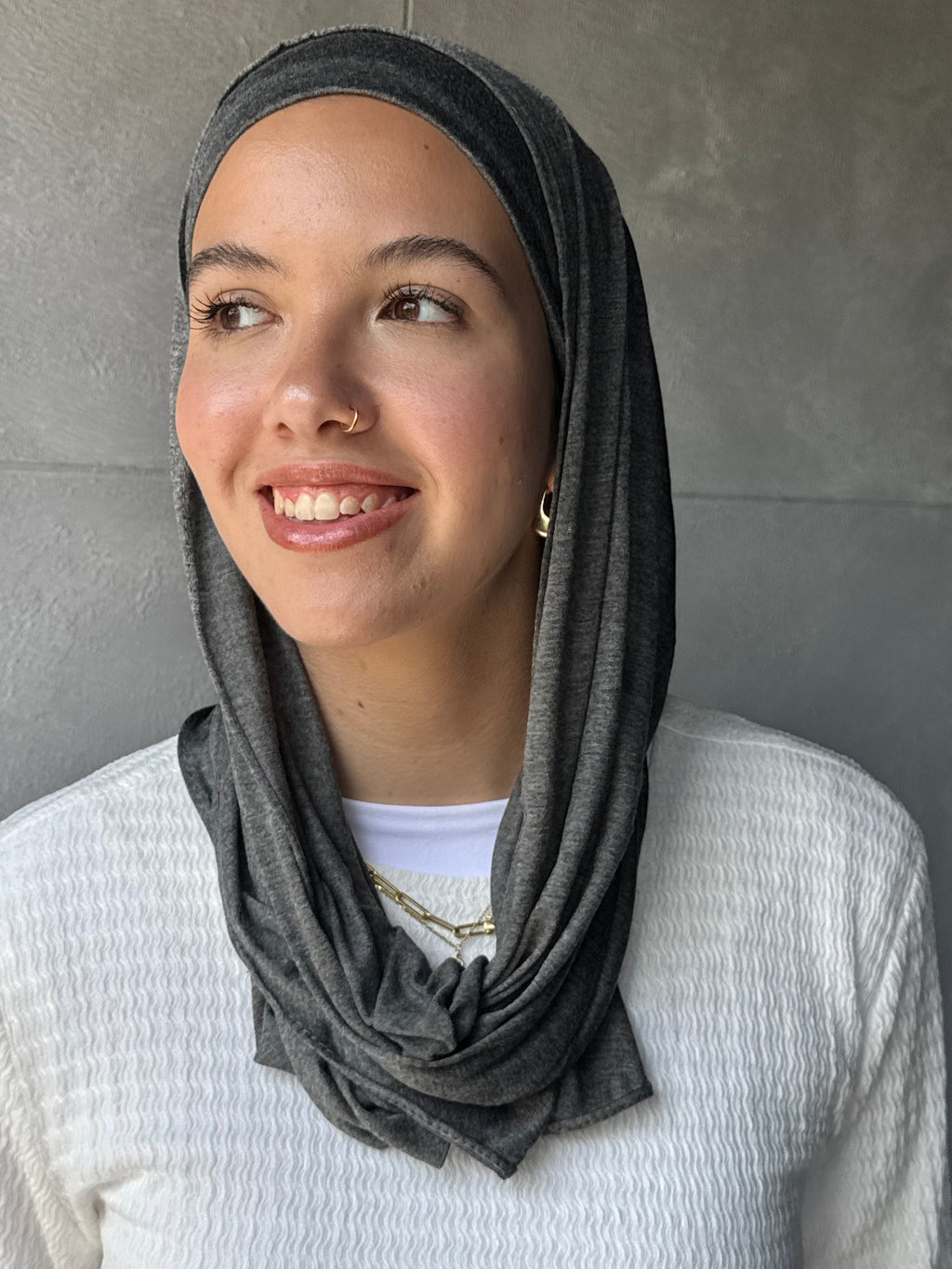 Mini Egdy Scarf in Medium Gray