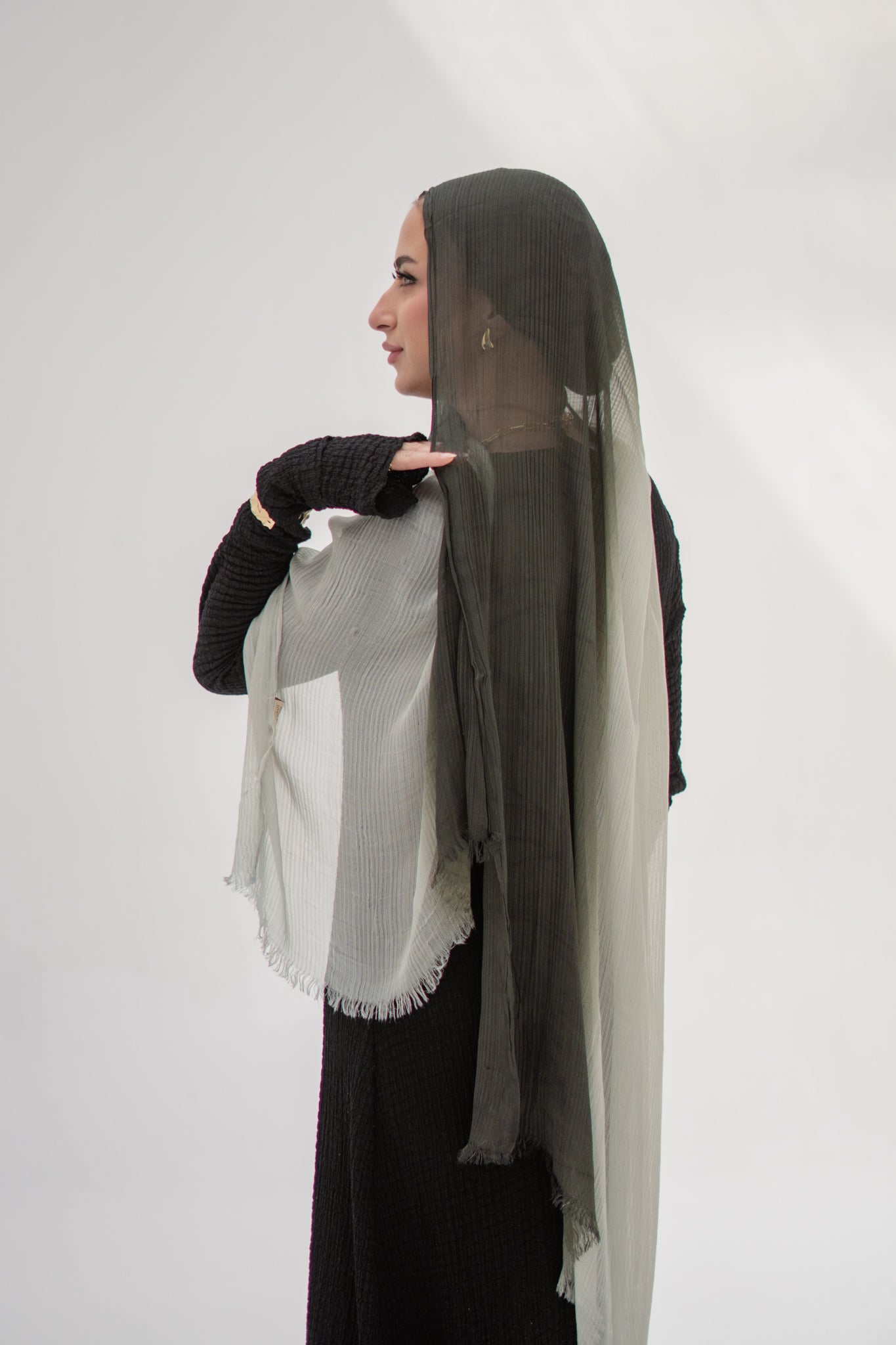 Ombré French Chiffon in Deep-Olive X Soft-Ivory "OFC-5"