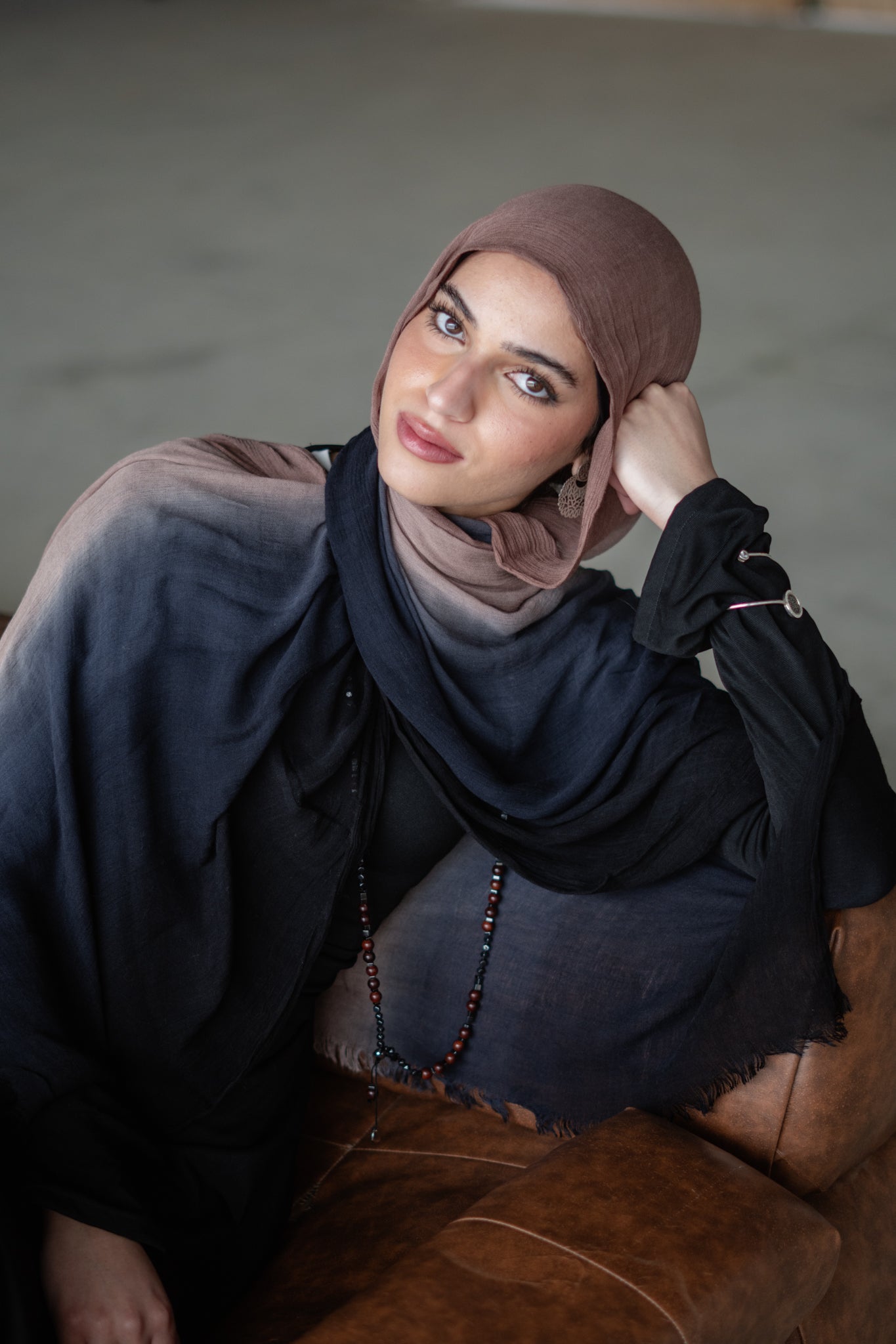 Linen Double Tone In Black X Navy X Caffe