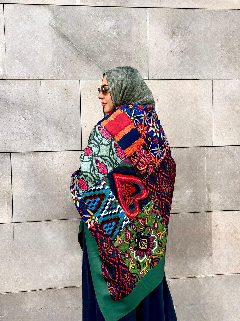 Shawl MaGical Touch
