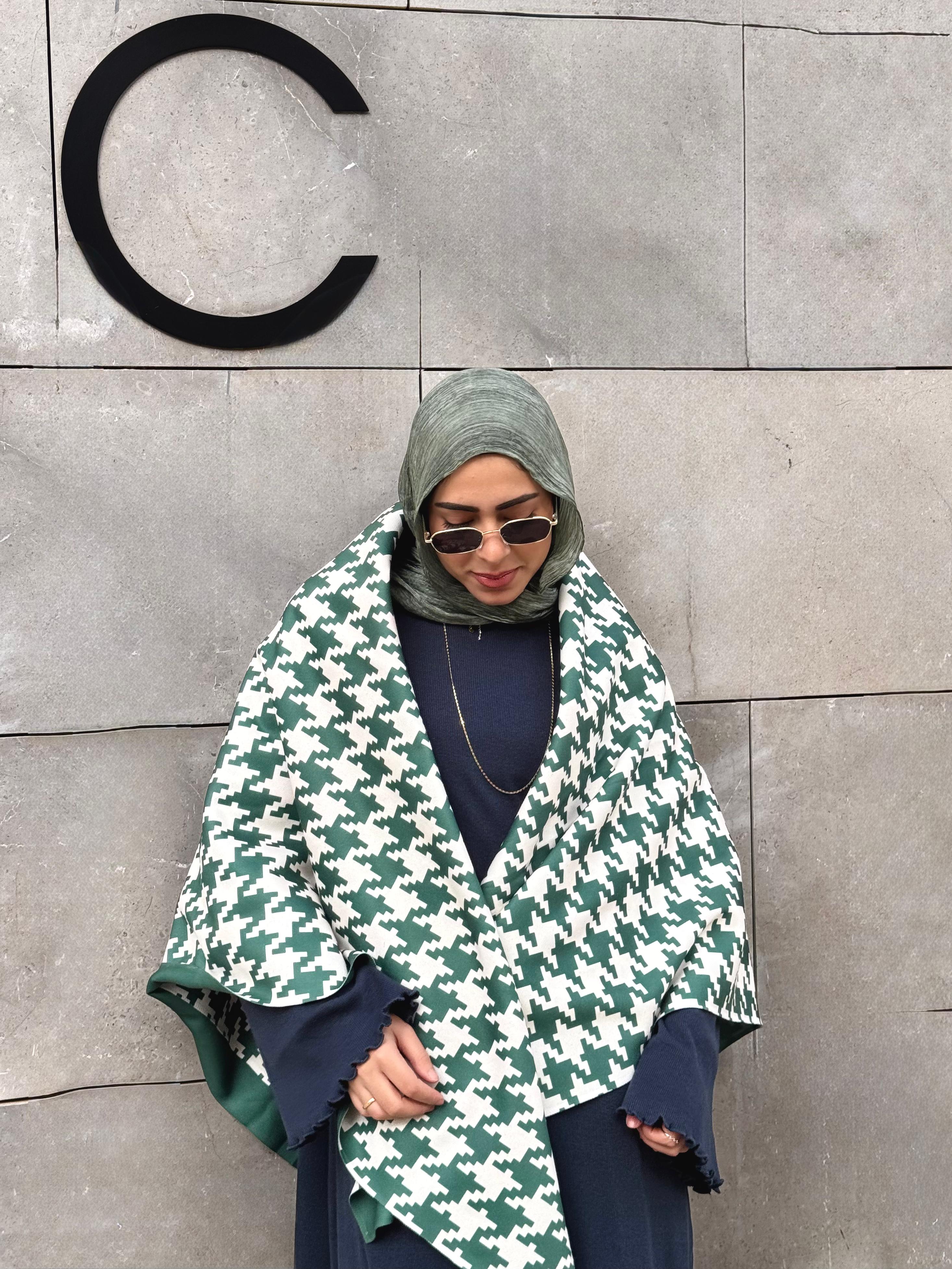 Shawl MaGical Touch