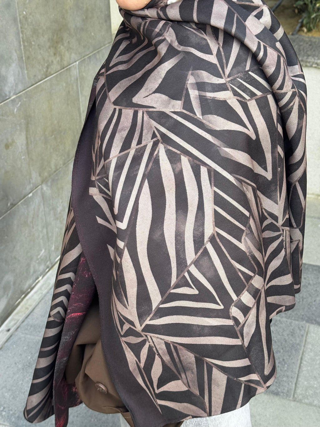Shawl Espresso Brown