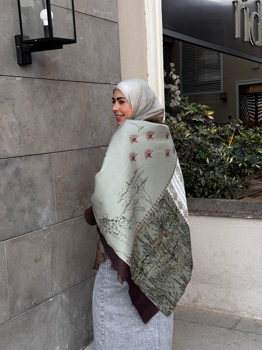 ⁠Shawl Autumn Olive