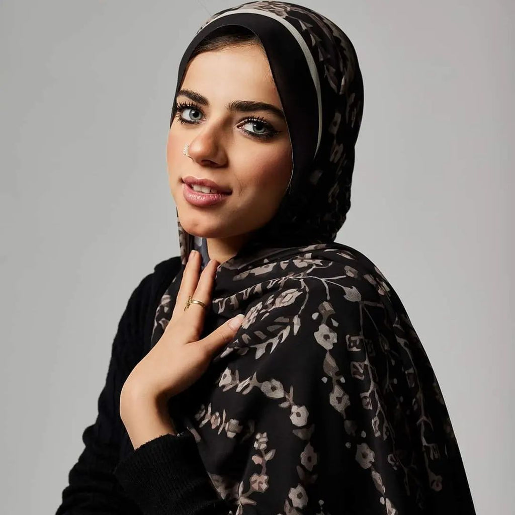 Printed Chiffon in Black Jasmen